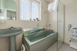 Photo 16- click for photo gallery